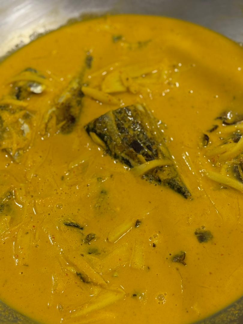 Ikan Jaket Masak Lemak Cili Padi Bersama Rebung