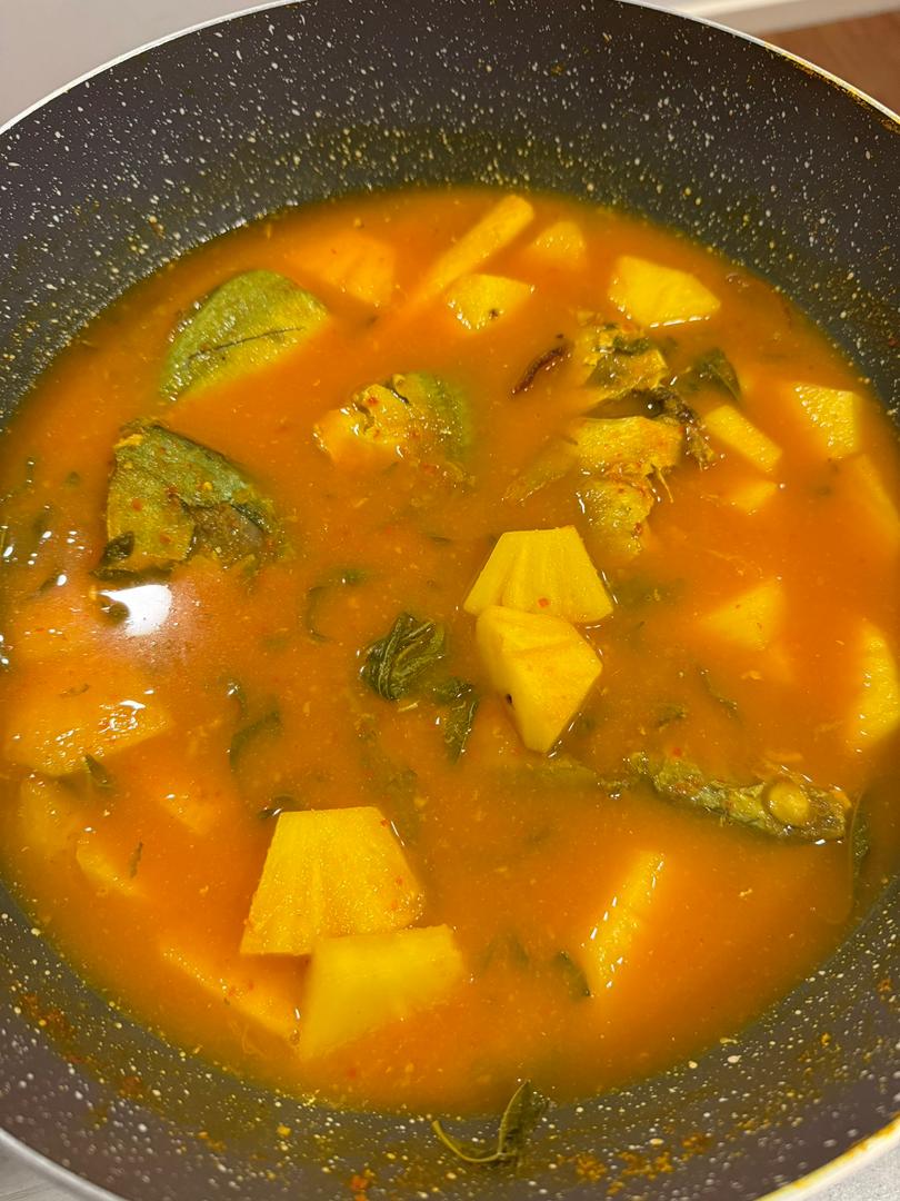 Asam Rebus Ikan Bersama Nenas