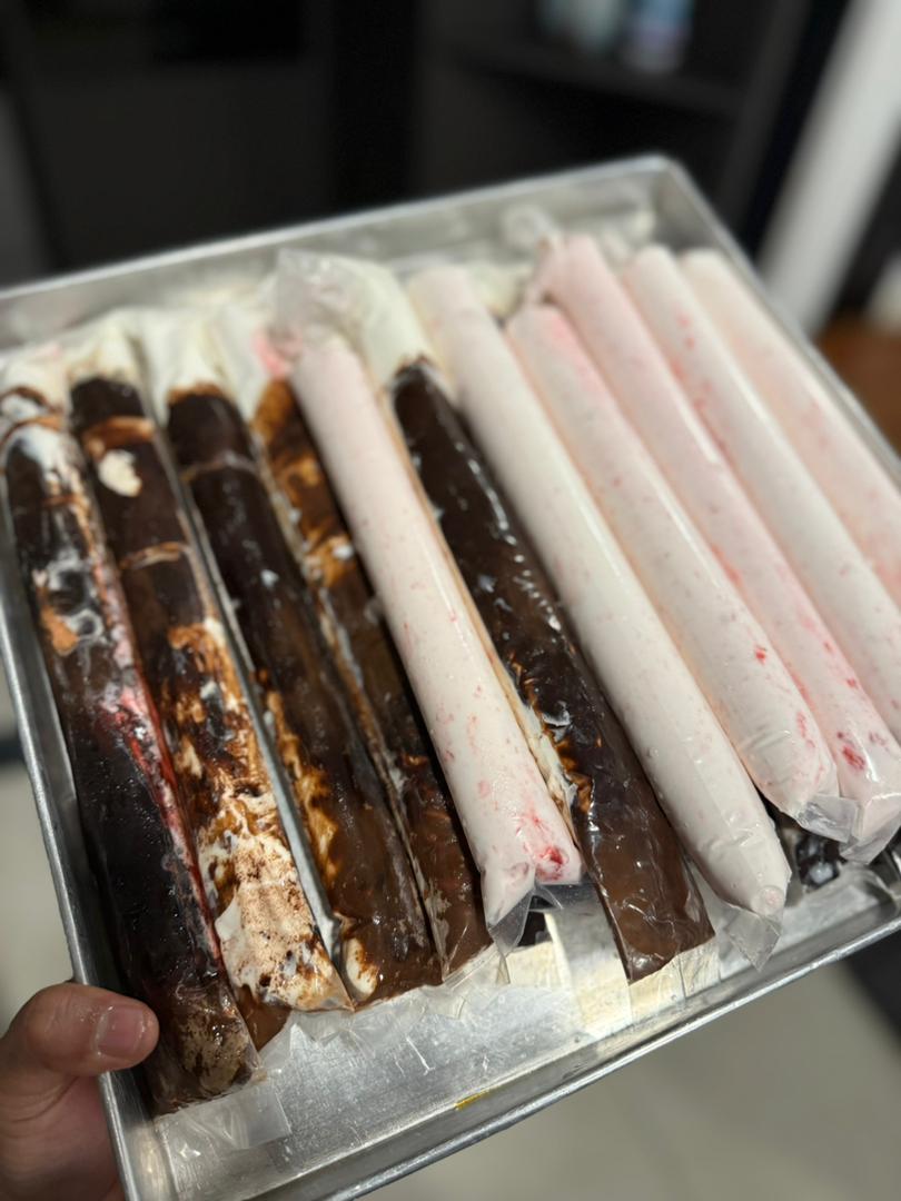 Aiskrim Coklat Legend